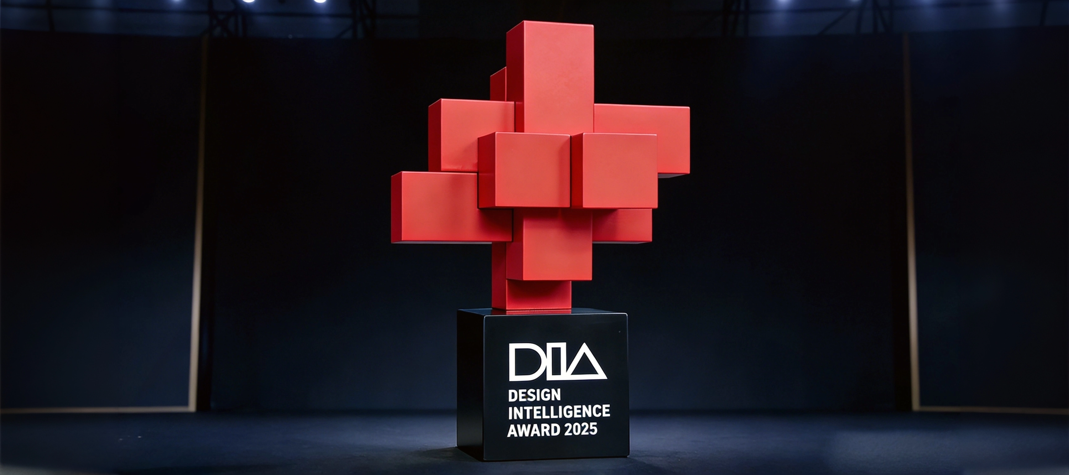 从技术到美学：1号娱乐沉浸式智能座舱，斩获中国设计智造大奖